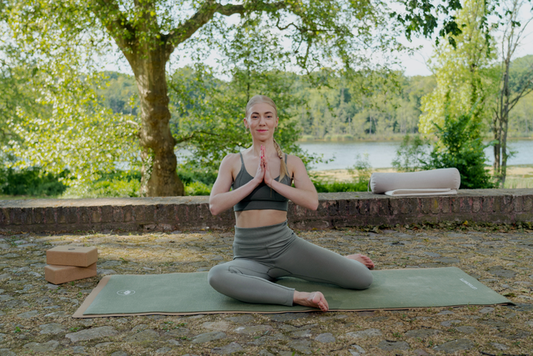 Bequemer Yoga Crisscross Bra (agave)