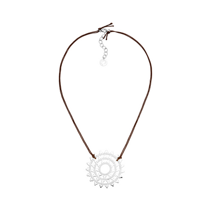 „Wheel of Karma" Choker (silber)