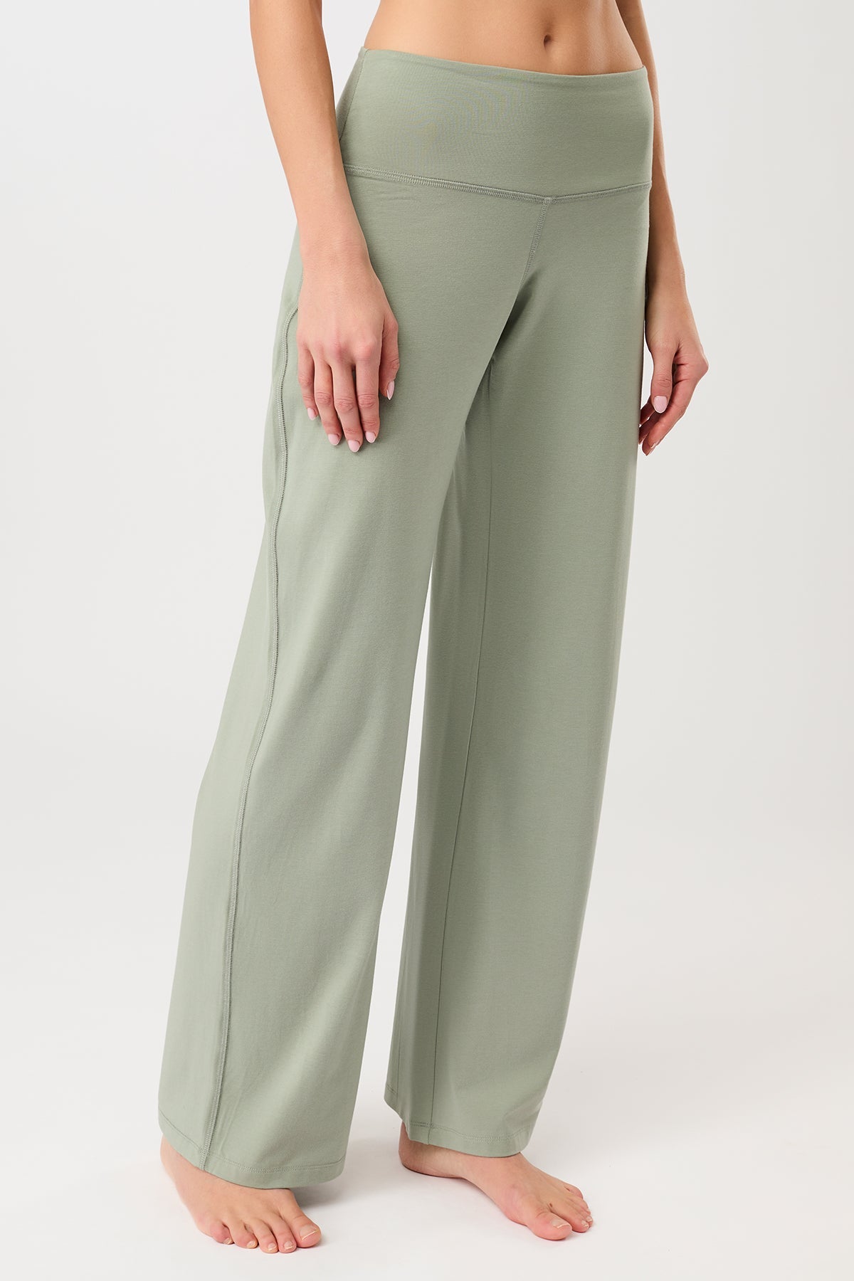 Yoga-Hose mit weitem Bein (grün)