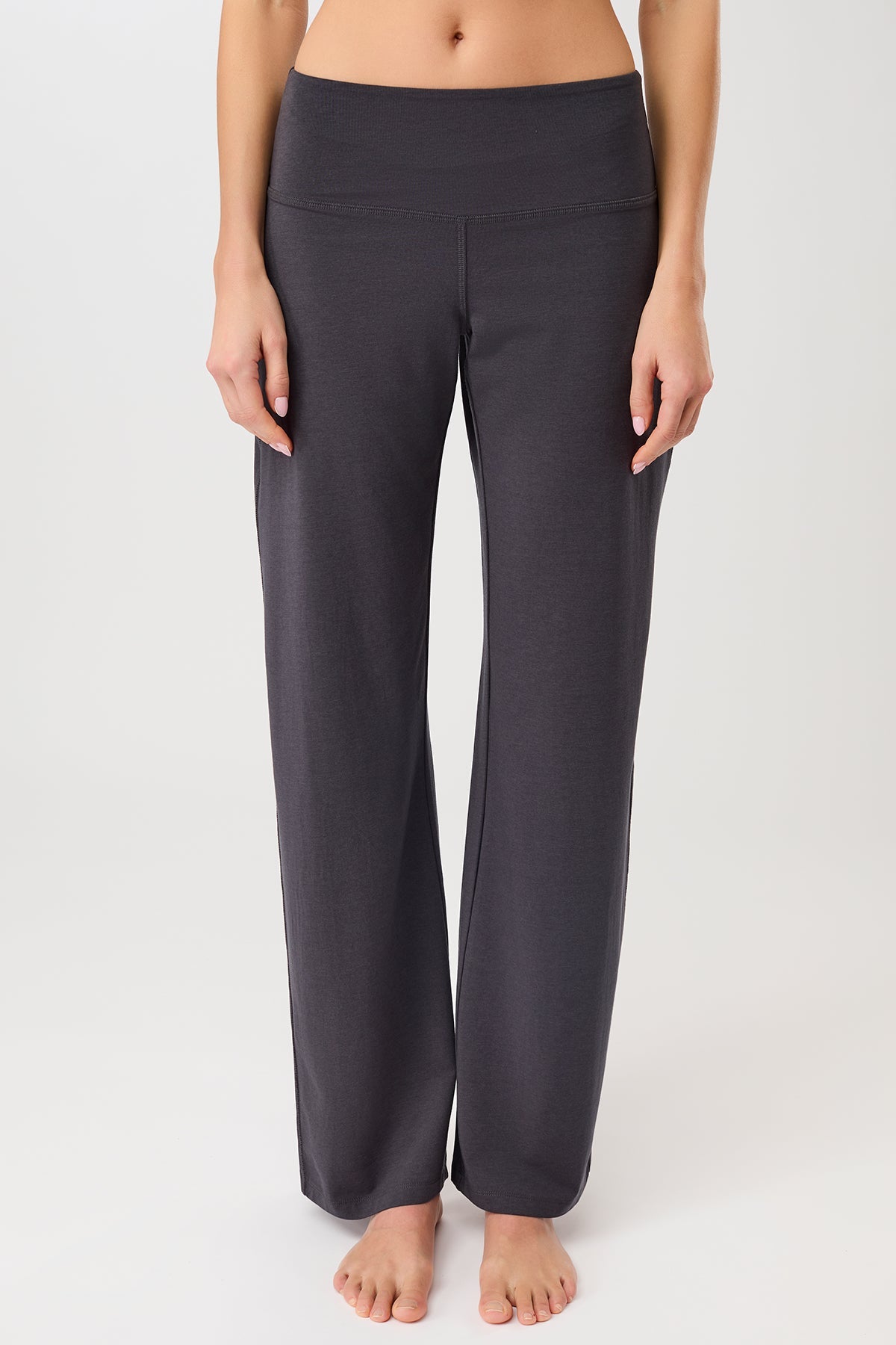 Yoga-Hose mit weitem Bein (grau)