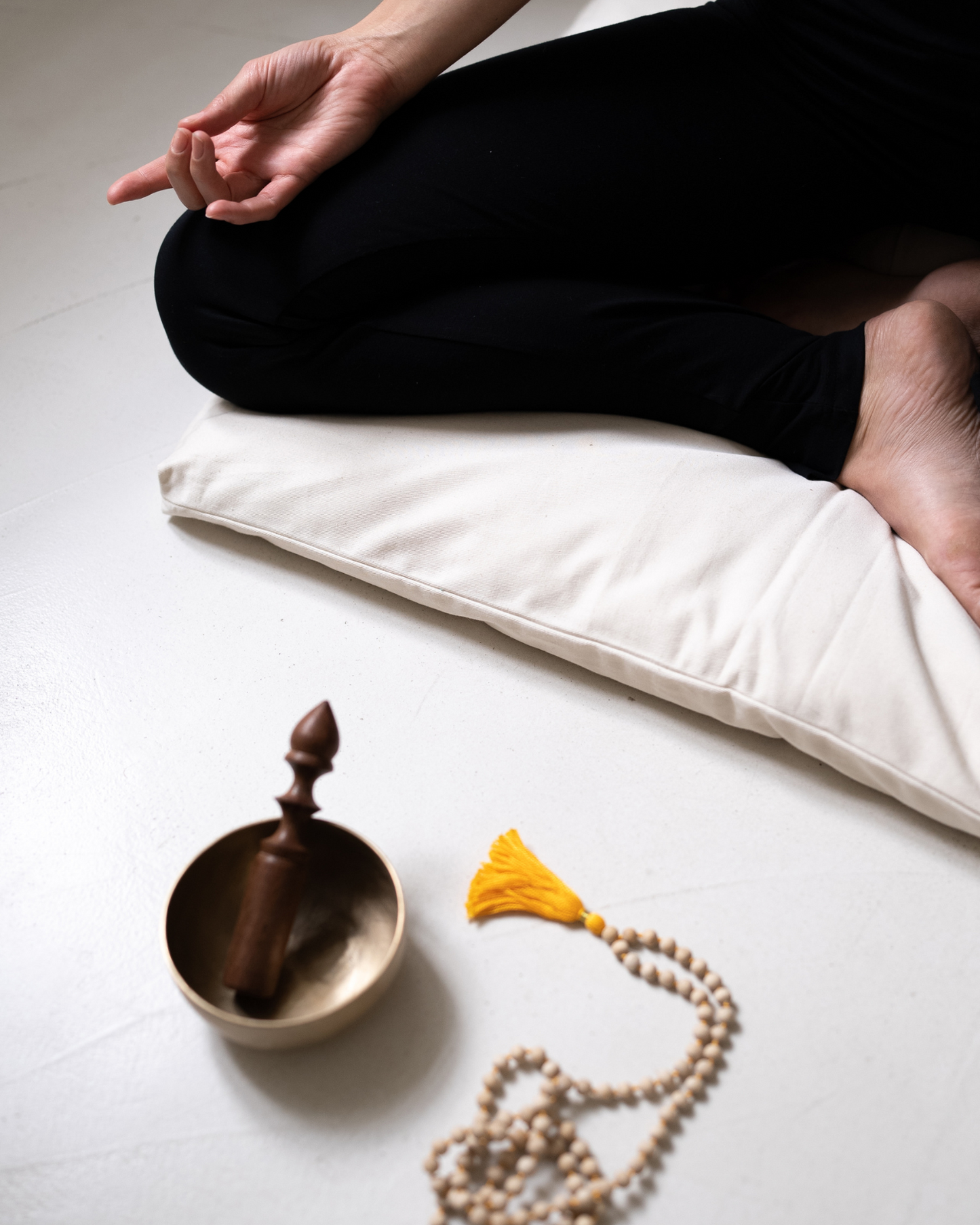 Indigo Dust Königsblau Royal Blue Aubergine Natur Nature Bordeaux Anthrazit Anthracite Indigo Paisley Sunset Paisley Black Schwarz Marine Blue Navy Blue Light Taupe 7 cm 4 cm